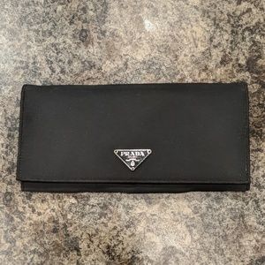 PRADA Bifold Wallet Black